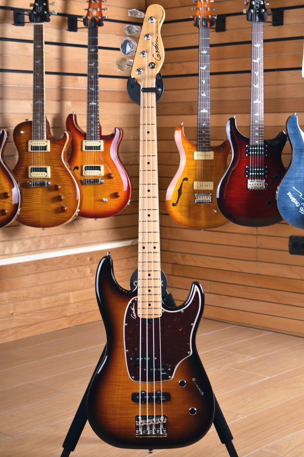 Godin Shifter 4 Classic PJ Maple Fingerboard Vintage Burst Flame