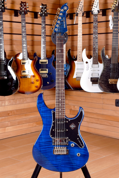 Yamaha Pacifica PAC612VIIFM Trans Blue