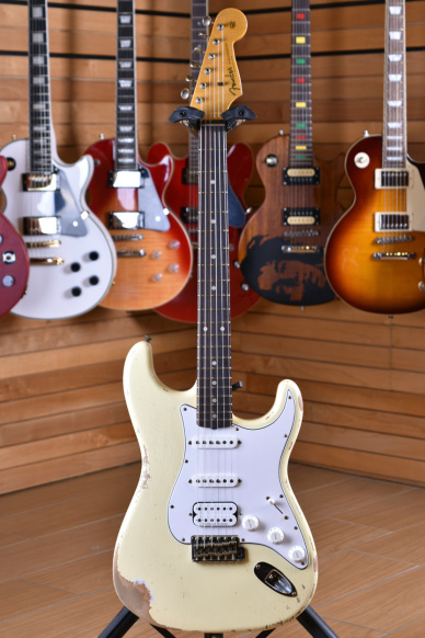 Fender Custom Shop Stratocaster '60 HSS Heavy Relic Rosewood Fingerboard Vintage White