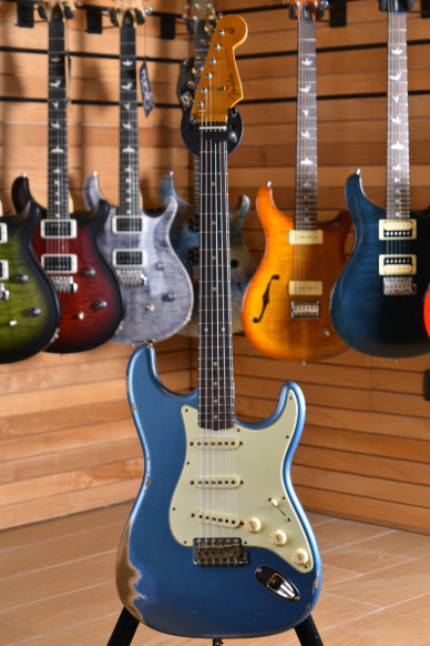 Fender Custom Shop 2019 Stratocaster 59 Rosewood Fingerboard Heavy Relic Aged Lake Placid Blue