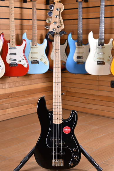 Squier ( by Fender ) Affinity Series Precision PJ Bass Maple Neck Black