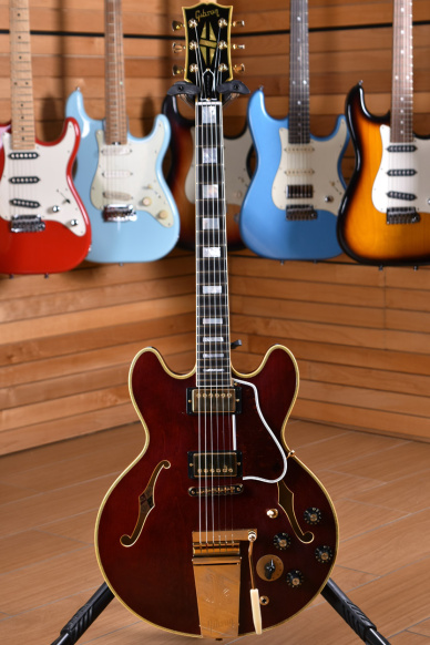 Gibson Custom Chuck Berry 1970's ES-355 Wine Red