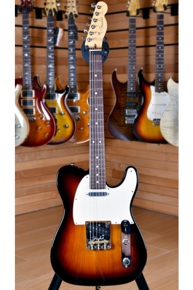 Fender American Professional 2017 Telecaster Rosewood Fingerboard 3 Color Sunburst