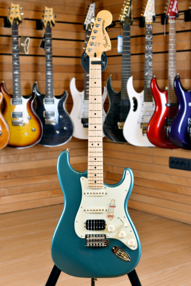 Fender Deluxe Lone Star Stratocaster Maple Ocean Torquoise