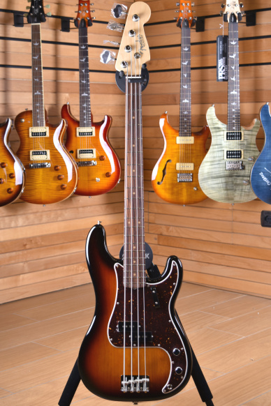 Fender American Original '60s Precision Bass Rosewood Fingerboard 3 Tone Sunburst