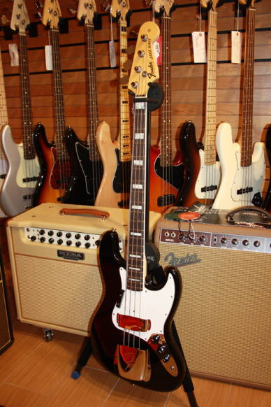 Fender American Vintage '74 Jazz Bass RW Black