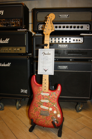 Fender Custom Shop Stratocaster '68 Paisley Closet Classic Masterbuilt Dennis Galuszka