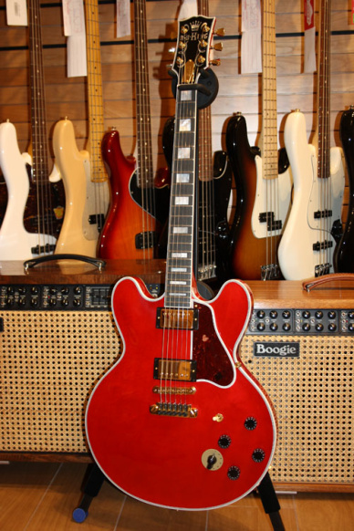 Gibson Custom BB King Lucille Cherry Red