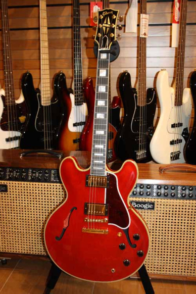 Gibson Memphis ES-355 Antique Red Gold Hardware