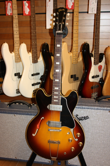 Gibson Custom 1964 ES-330 V.O.S. Thin Fingerboard Vintage Sunburst