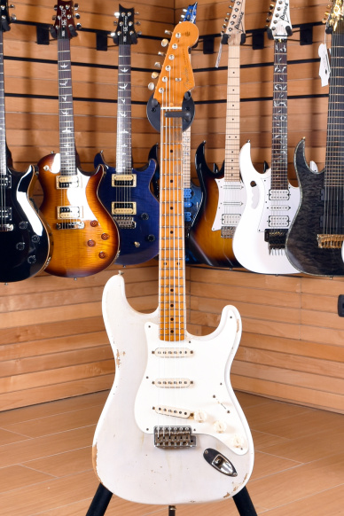Fender Custom Shop '57 Stratocaster Relic White