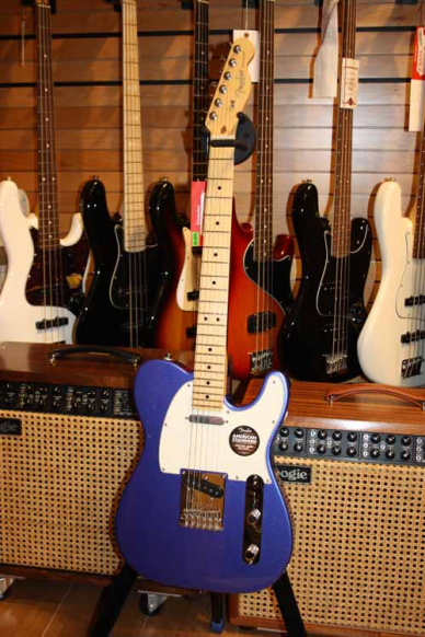 Fender American Standard Telecaster Maple Fingerboard Ocean Blue Metallic