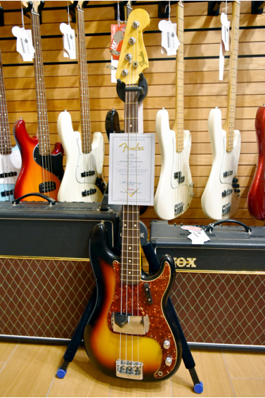 Fender Custom Shop Postmodern Journeyman P/J Bass Rosewood Fingerboard Relic 3 Color Sunburst