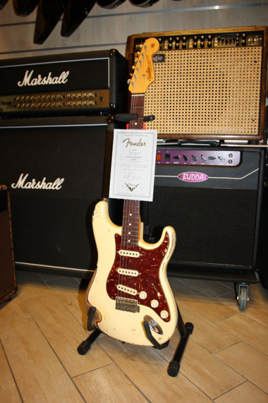 Fender Custom Shop Stratocaster '63 Heavy Relic Aged V/M