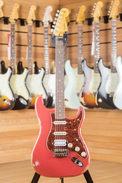 Fender Custom Shop Stratocaster '63 HSS Heavy Relic Fiesta Red
