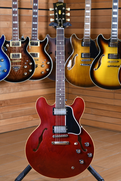 Gibson Custom Murphy Lab 1961 ES-335 Reissue Ultra Light Aged Cherry