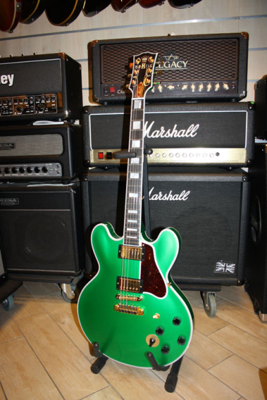 Gibson Custom B.B. King Lucille Limited Edition Emerald Green