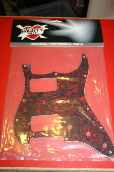 MIghty Mite 5405US Stratocaster HH Tortoise Shell Pickguard