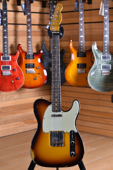 Fender Custom Shop 2020 Telecaster 61 Relic Rosewood Fingerboard Faded 3 Color Sunburst