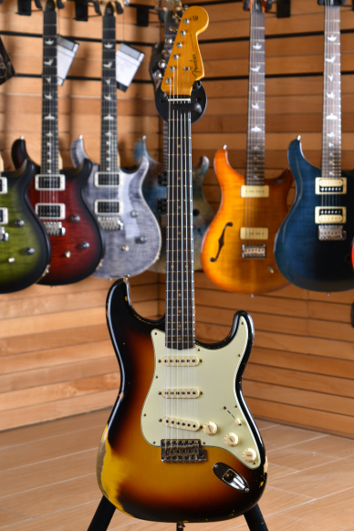 Fender Custom Shop 2019 Stratocaster '59 Rosewood Fingerboard Heavy Relic Aged 3 Tone Sunburst