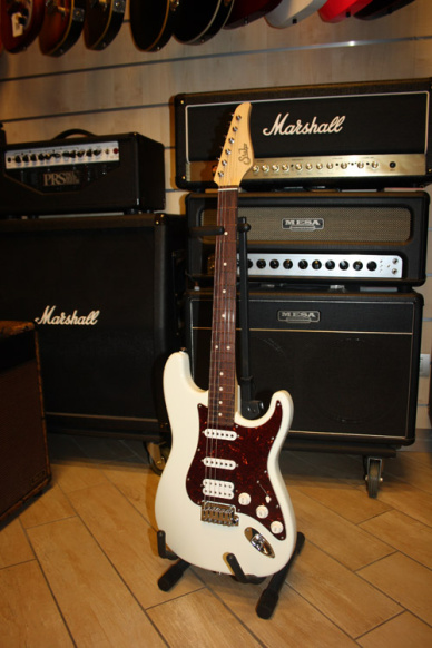 Suhr Classic Olympic White Rosewood