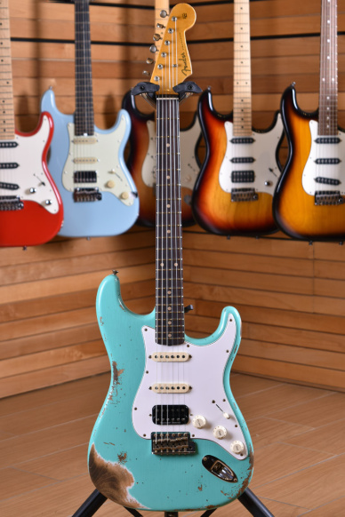 Fender Custom Shop Stratocaster '60 Heavy Relic HSS Rosewood Fingerboard Seafoam Green