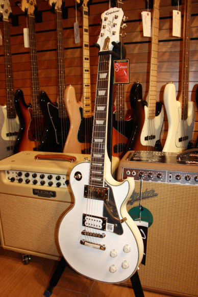 Epiphone Limited Edition Tommy Thayer "White Lightning" Signature Les Paul Outfit Sparkling White