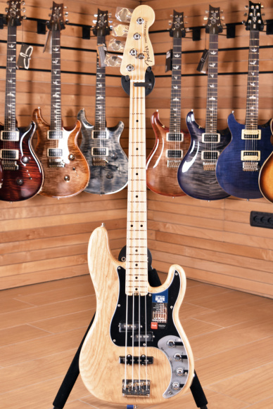 Fender American Elite Precision Bass Maple Fingerboard Ash Natural