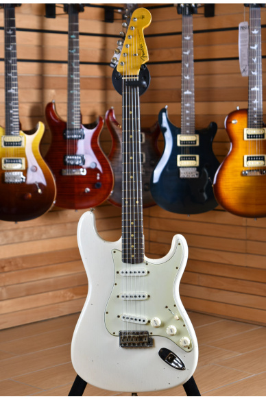 Fender Custom Shop Limited Edition '62/'63 Stratocaster Journeyman Relic Rosewood Fingerboard Aged Olympic White