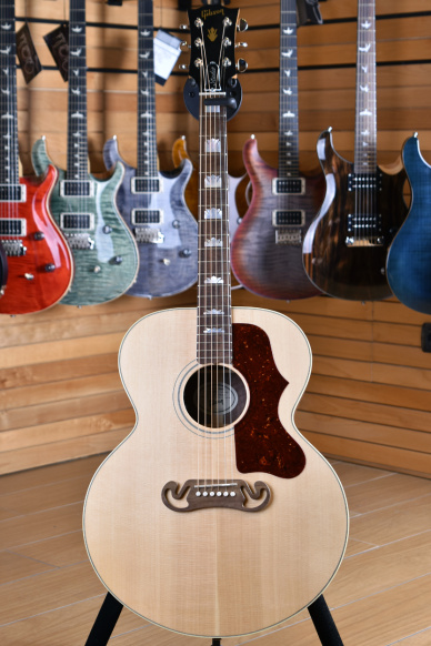 Gibson Acoustic SJ-200 Studio Antique Natural