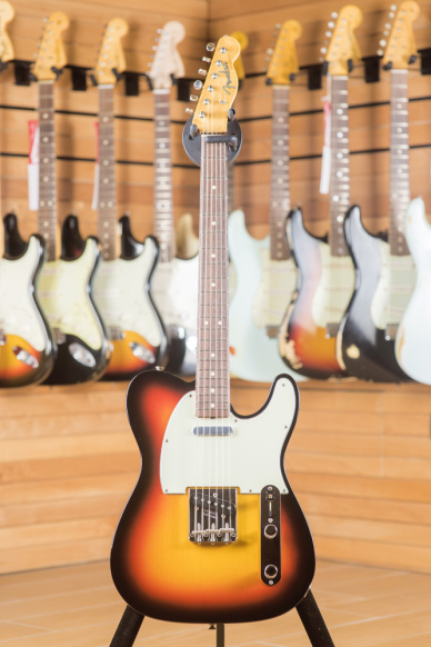 Fender Custom Shop Telecaster '63 Vintage Specs NOS 3 Color Sunburst