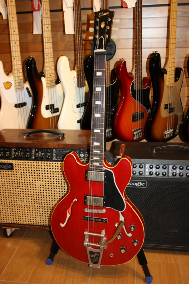 Gibson Custom Memphis 1963 ES-335 Rich Robinson Cherry