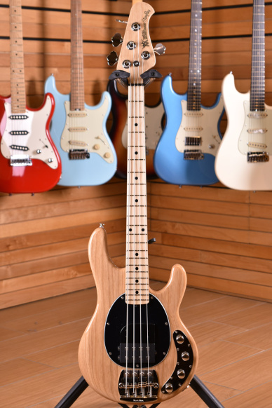 Music Man StingRay 4 Maple Neck Tim Commerford Signature Limited Edition ( 18 of 50 ) Natural