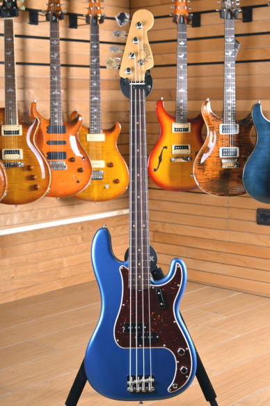 Fender American Original '60s Precision Bass Rosewood Fingerboard Lake Placid Blue