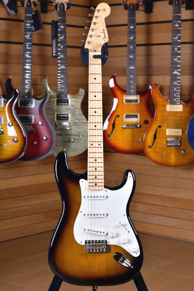 Fender American Original '50s Stratocaster Maple Fingerboard 2 Tone Sunburst