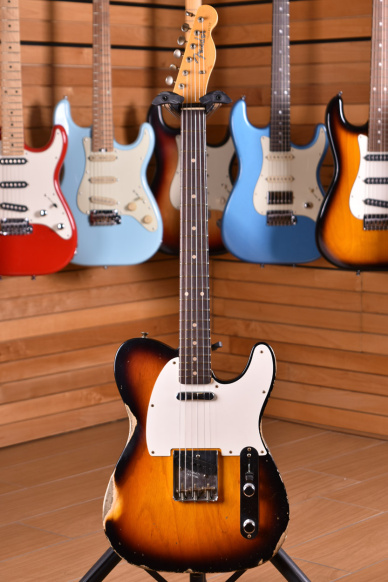 Fender Custom Shop '60 Telecaster Relic Rosewood Fingerboard Faded/Aged 3 Color Sunburst