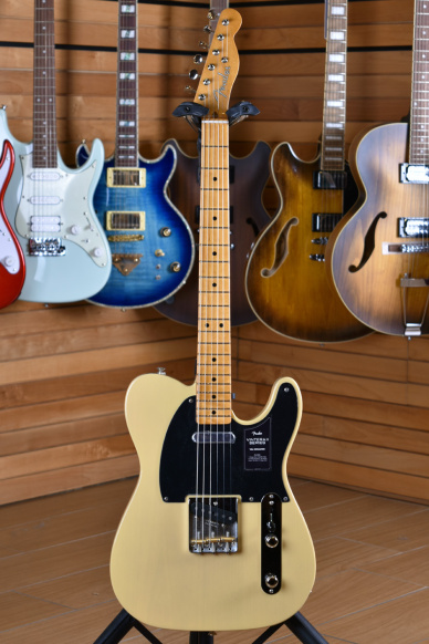 Fender Vintera II '50S Nocaster Blackguard Blonde