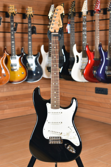 Fender Mexico Standard Stratocaster Rosewood Black 2011