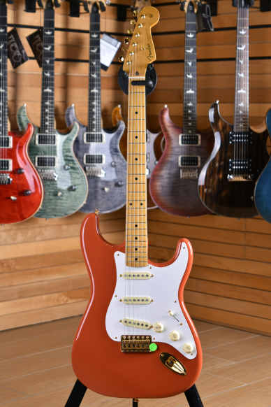 Fender Stratocaster FSR Limited Edition 50's  Maple Neck Fiesta Red Gold Hardware