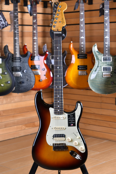 Fender American ULTRA Stratocaster HSS Rosewood Fingerboard Ultraburst