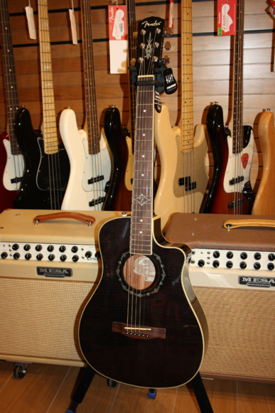 Fender T-Bucket 200CE Black