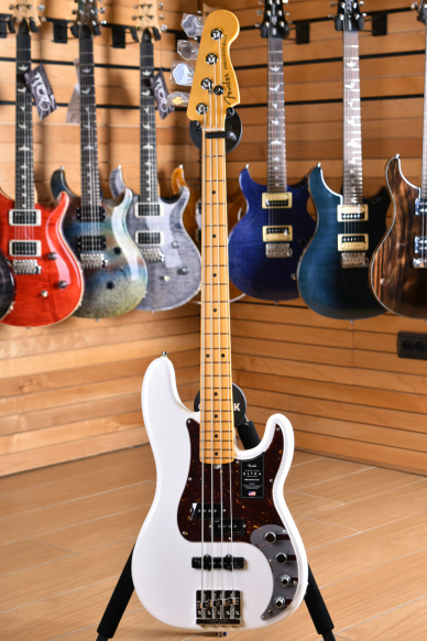 Fender American ULTRA Precision Bass PJ Maple Neck Arctic Pearl