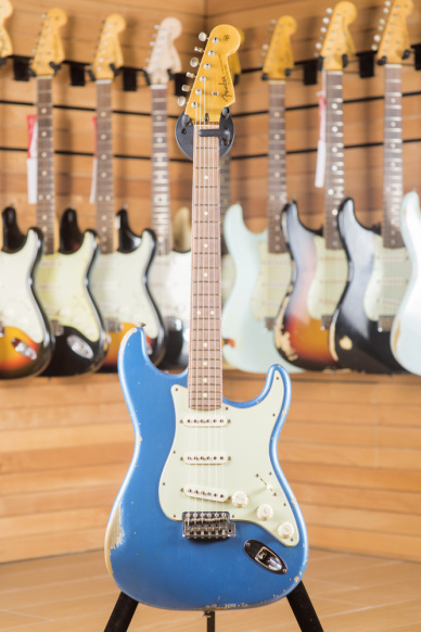Fender Custom Shop Stratocaster '63 Heavy Relic Lake Placid Blue