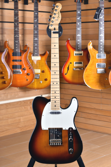 Fender Player Series Telecaster Maple Fingerboard 3 Color Sunburst