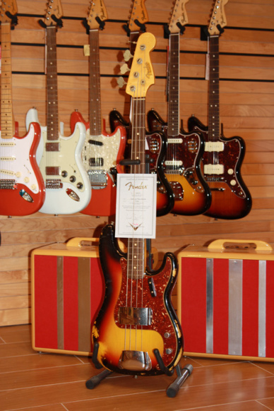 Fender Custom Shop Precision Bass Anniversary '64 Heavy Relic 3 Colour Sunburst