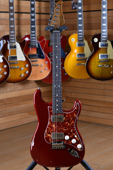 Suhr Classic S Antique Limited Edition Roasted Flame Maple Neck Rosewood Fingerboard HH Candy Apple Red