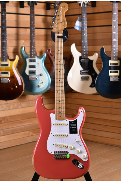Fender Vintera Road Worn '50s Stratocaster Maple Neck Fiesta Red