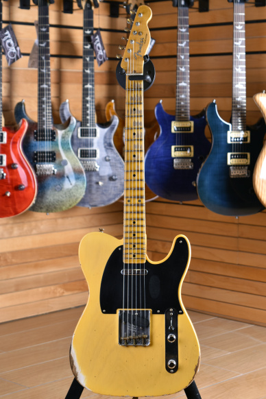 Fender Custom Shop ‘52 Telecaster Maple Neck Relic Aged Nocaster Blonde