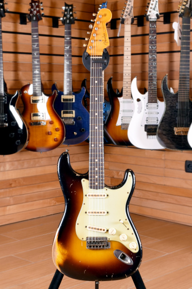 Fender Custom Shop Stratocaster '62 Heavy Relic 2 Color Sunburst Masterbuilt John Cruz