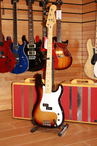 Fender Mexico Standard 2011 Precision Bass Maple Neck Sunburst